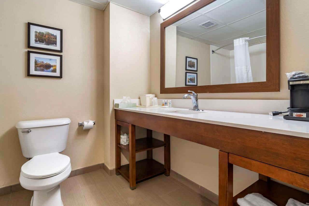 Comfort Inn & Suites Oxford South Extérieur photo